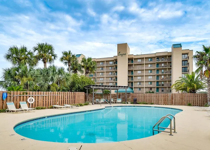 Breezy Orange Beach Condo With Balcony And Water View!